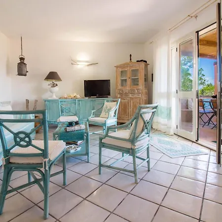 Guesthost - Charming Seaview Flat With Veranda!