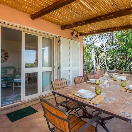 Guesthost - Charming Seaview Flat With Veranda! Lejlighed Cannigione