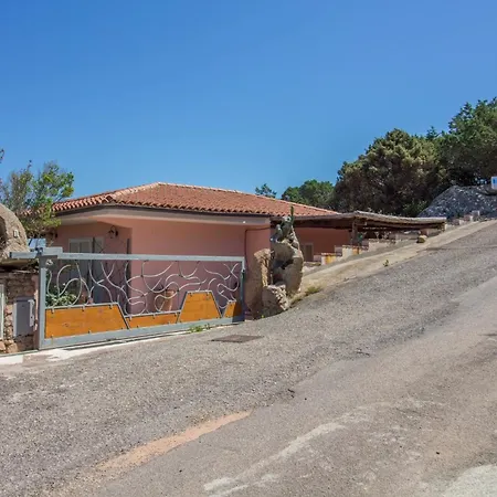 Guesthost - Charming Seaview Flat With Veranda! * Cannigione